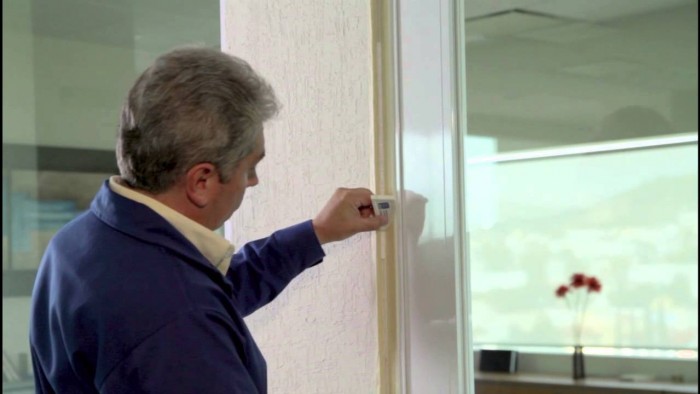 aplicar sellador en ventanas