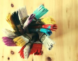 Limpiar brochas después de pintar